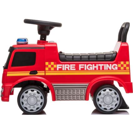 Push bil Mercedes Brandbil 2xAA röd