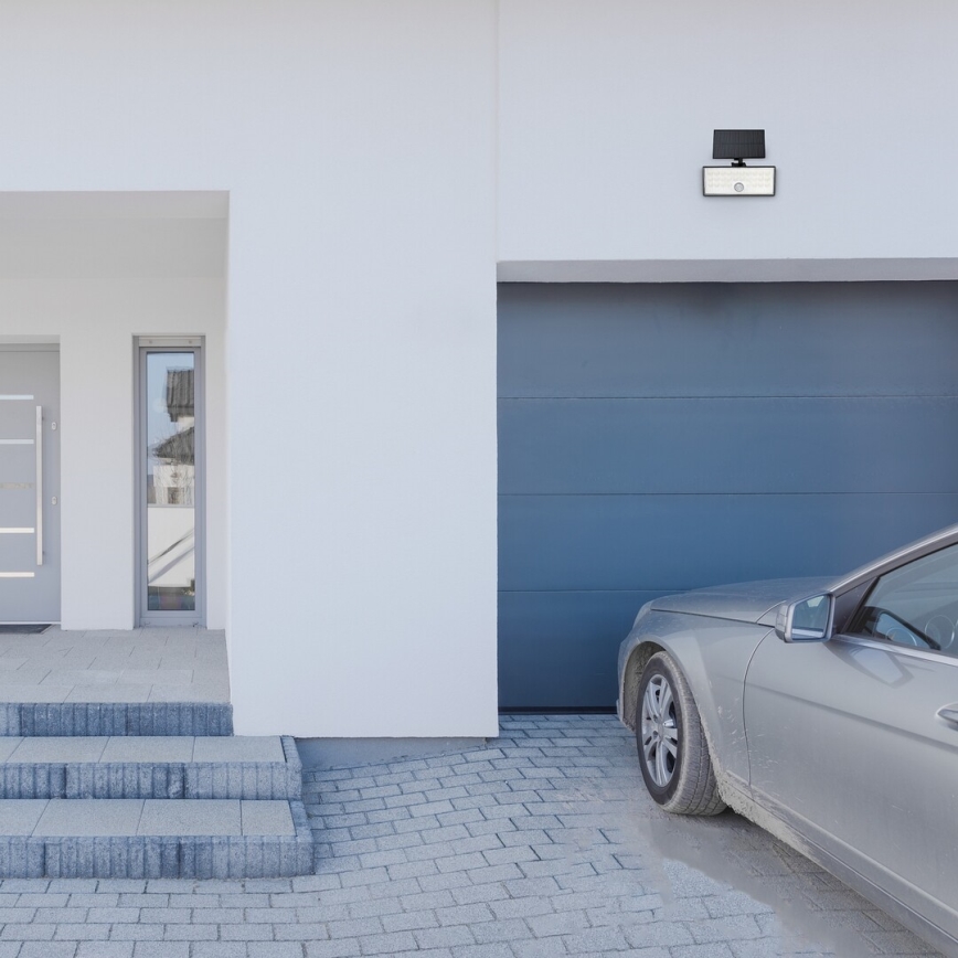 Rabalux - LED solreflektor med sensor LED/8W/3,7V 1800mAh IP65 + fjärrkontroll