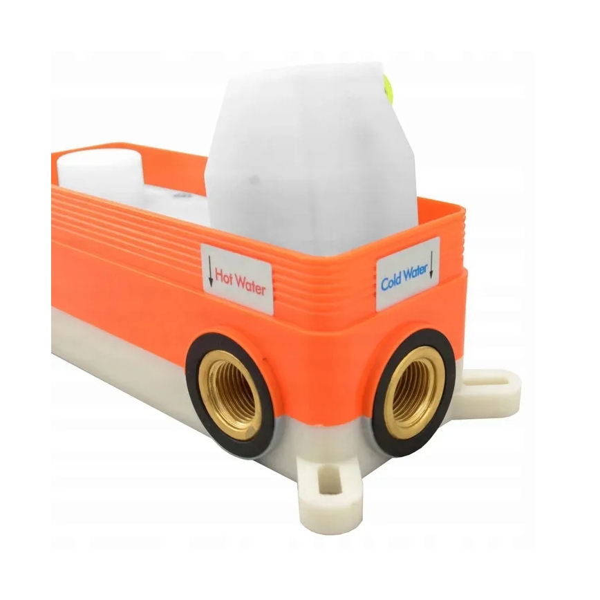 REA-B7503 - Badkarsset med infälld blandare LUNGO i borstad guld