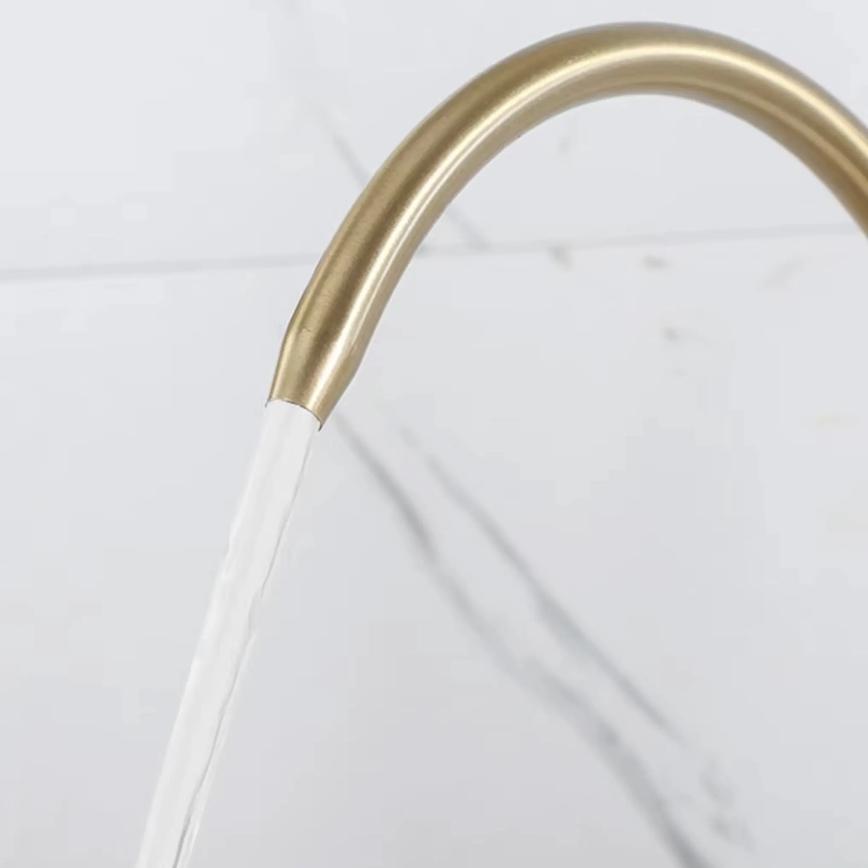 REA-B7596 - Köksblandare med utdragbar handdusch och filtrering ECO FRESH 37,5 cm borstad guld