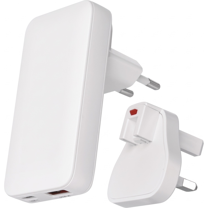 Reseadapter med utbytbara USB-kontakter GaN 100-250V