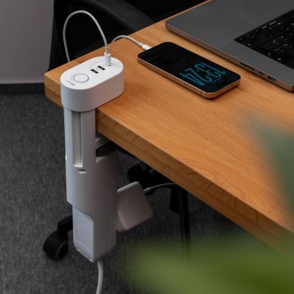 Förlängningskabel med bordsklämma, 3 uttag Typ E + 2x USB-A + 1x USB-C, 1,5 m, vit