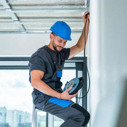Retlux - Förlängningskabel på kabeltrumma 3 uttag Typ E 10m blå/svart