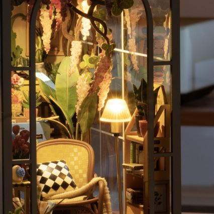 RoboTime - LED PLEASE TRANSLATE Trädgård hus 3D puzzle 2xAAA