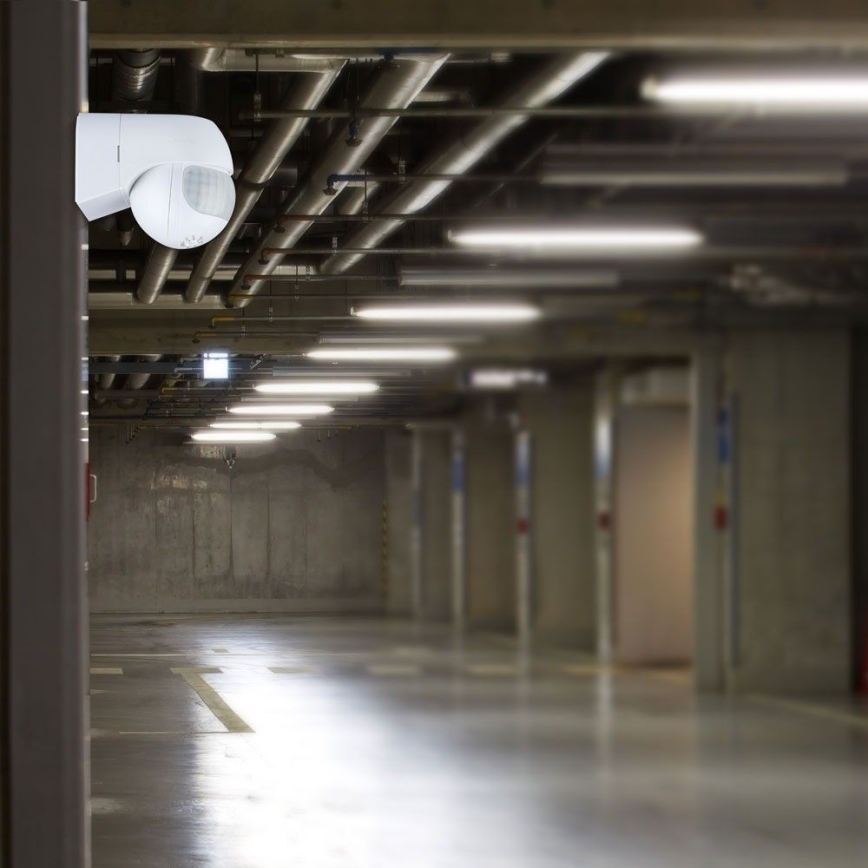 Rörelsesensor PIR 180° 800W/230V IP44 vit