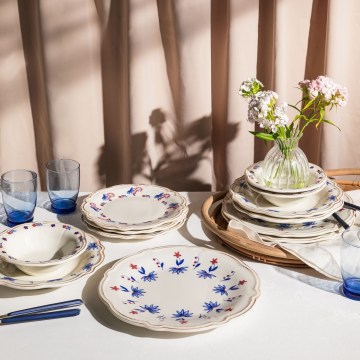 Servisset, 24 delar — vit/blå/röd, i porslin