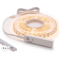 Set 1x LED-remsa med rörelsesensor FLEX LED/3,6W/4xAA 2 m + 2x infällda profiler 1 m silver/vit