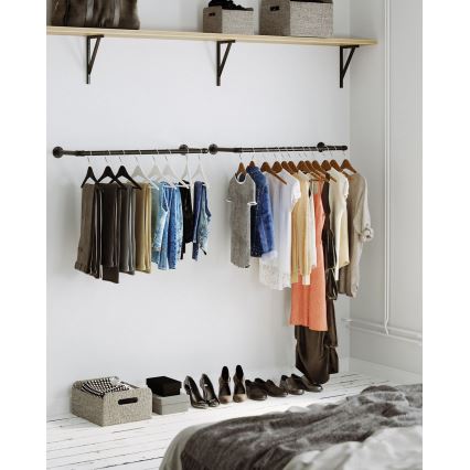 Set om 2 väggmonterade hängare för galgar LINEA, svart