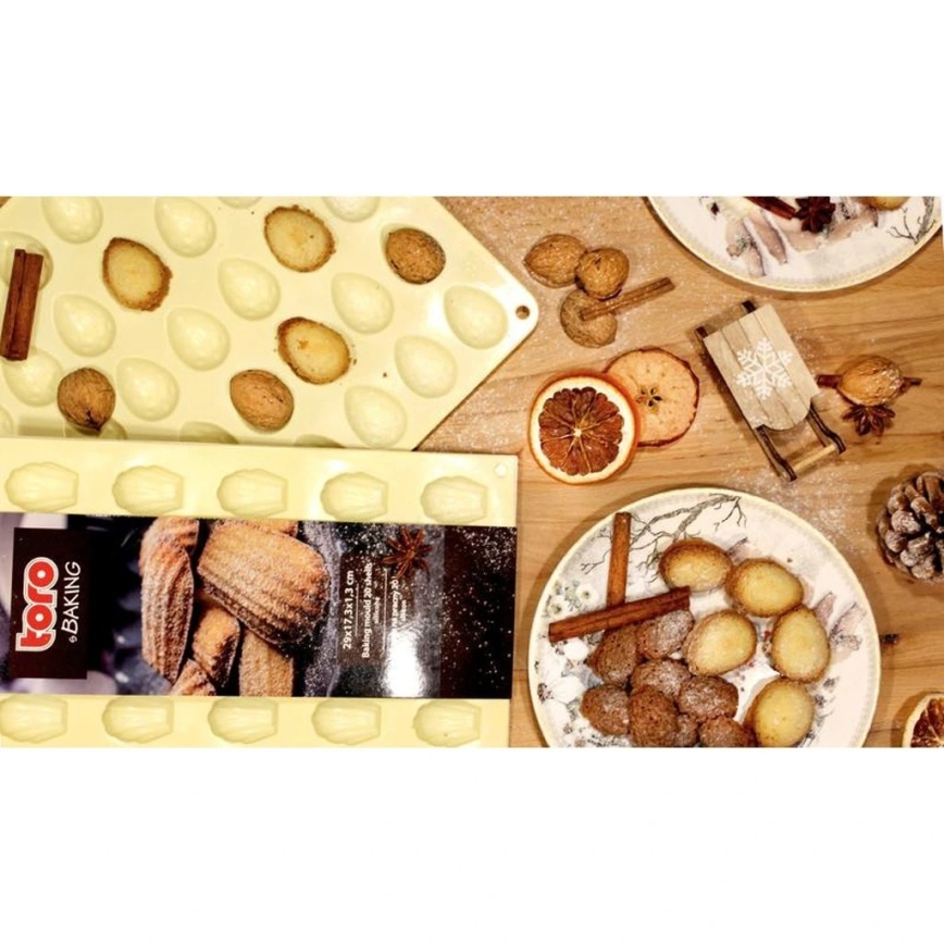 Silikonbakform TORO krämfärgad