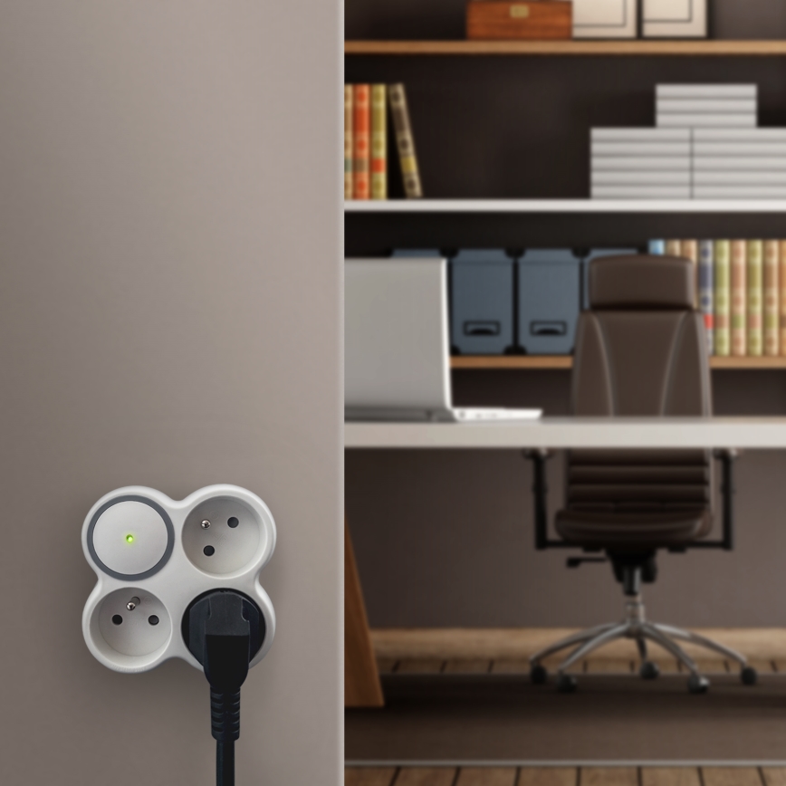 Uttag med överspänningsskydd 230V/16A 3Z vit