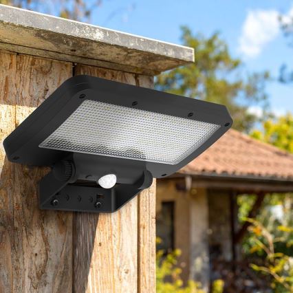 LED solcellsstrålkastare med sensor LED/5W/3,7V 1500 mAh IP54