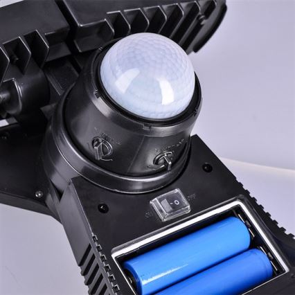 LED solarlampa med sensor 2000mAh LED/8W/3,7V IP44