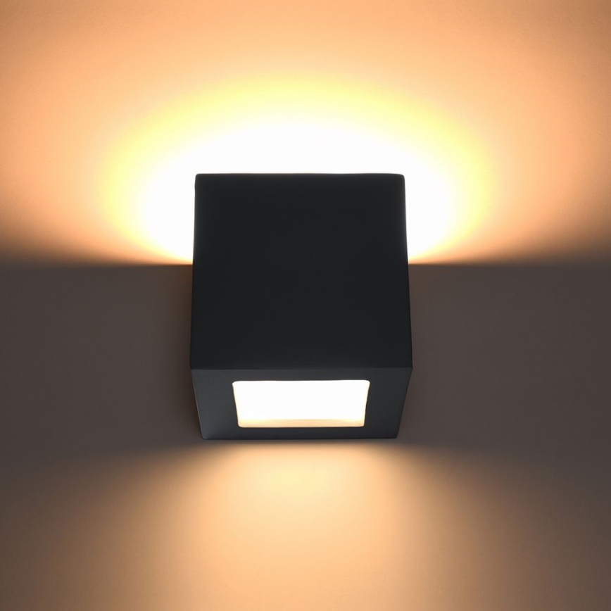 Vägglampa LEO 1xE27/60W/230V svart