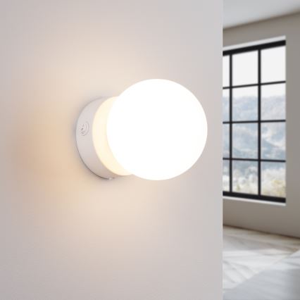 Vägglampa YOLI 1xG9/8W/230V vit