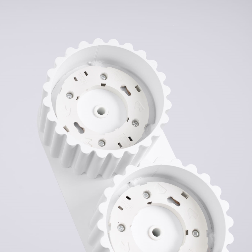 Spotlampa AURA 2xGX53/10W/230V vit