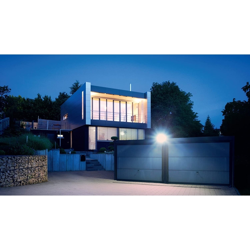 STEINEL 068080 – LED Utomhus Strålkastare XLED PRO LED/19.5W/230V IP44 3000K