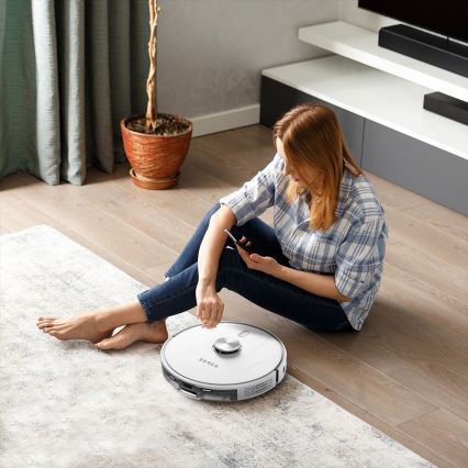 TESLA Electronics RoboStar - Smart robotdammsugare 2-i-1 2600 mAh Wi-Fi vit