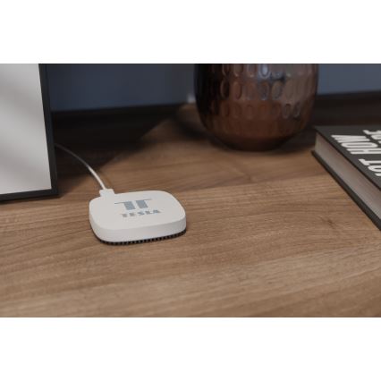 TESLA Smart - SET med 3x smart trådlös termostatventil 2xAA + smart Zigbee Wi-Fi gateway Hub