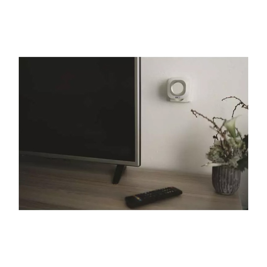 Trådlös dörrklocka för vägguttag 230V + 1xCR2032 IP44 vit