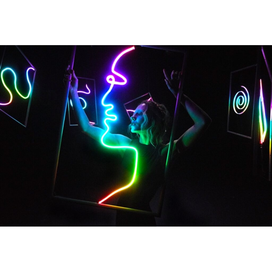 Twinkly - dimbar LED RGB-remsa FLEX 300xLED 3 m Wi-Fi