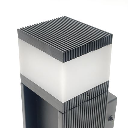 Utevägglampa VESPER 1xG9/5W/230V IP44 svart