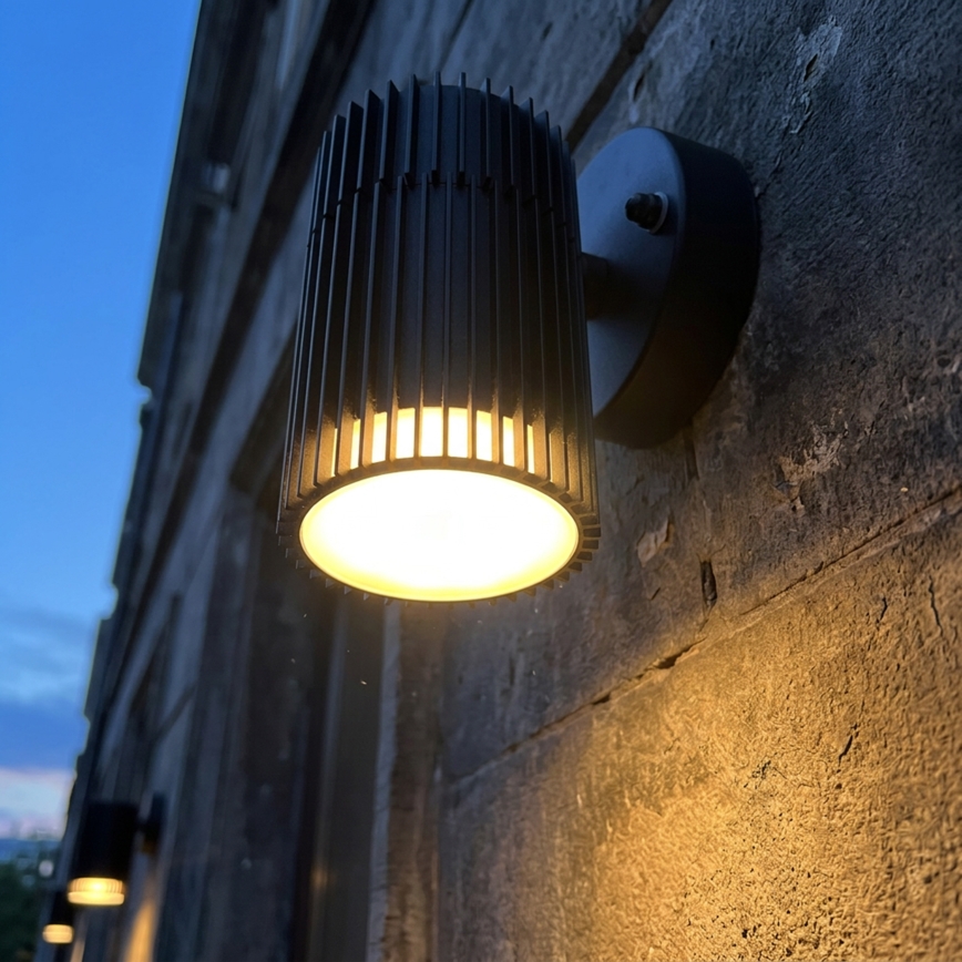 Utomhus väggspotlampa LANTHEA 1xGU10/11W/230V IP44 svart