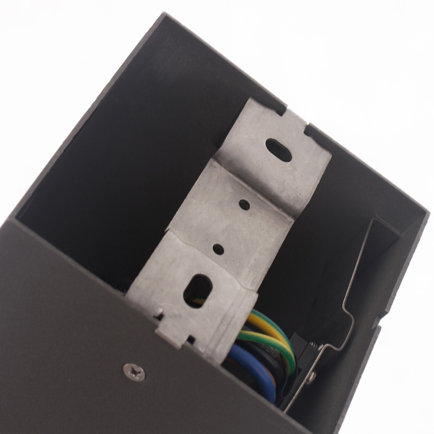 Utomhuslampa med uttag GARD 1xE14/60W/230V IP44