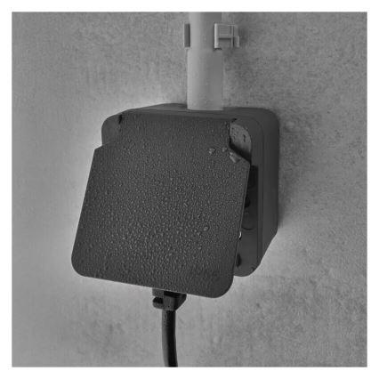 Uttag för våtrum IP55