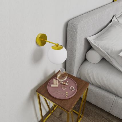 Vägglampa 1xE27/40W/230V guld/vit