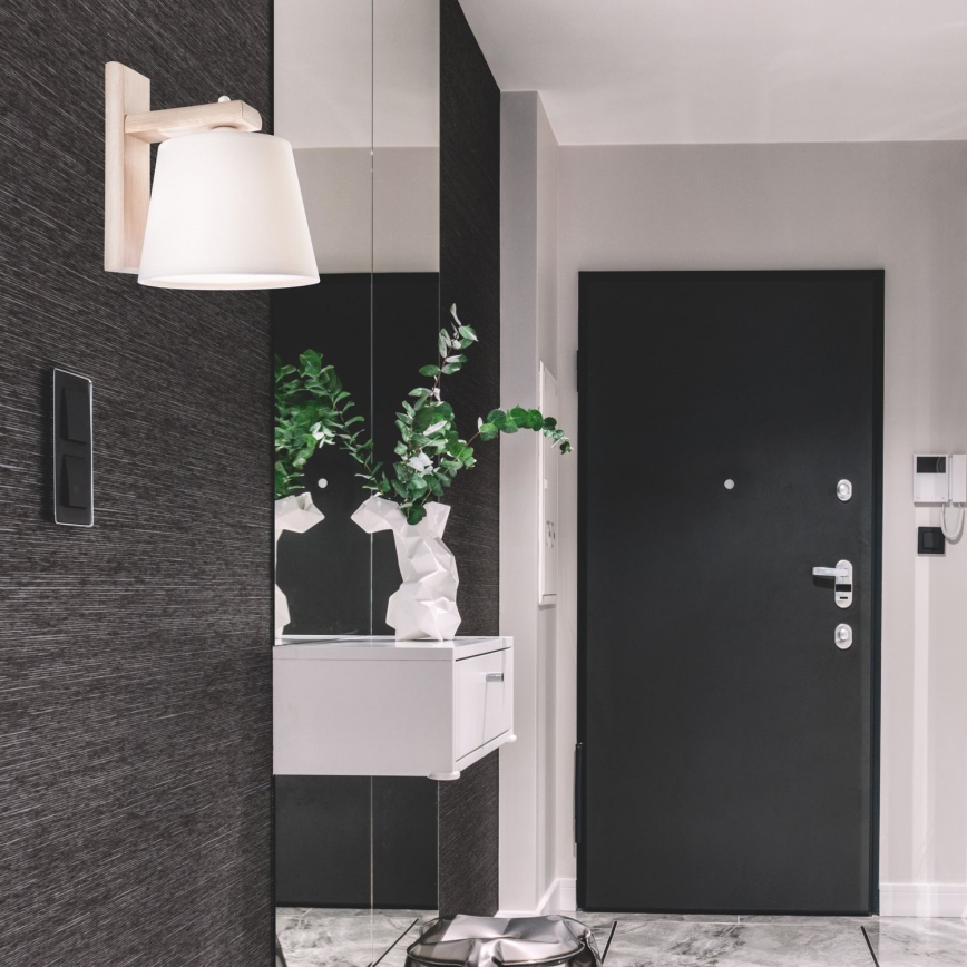 Vägglampa AIDA 1xE27/60W/230V ek