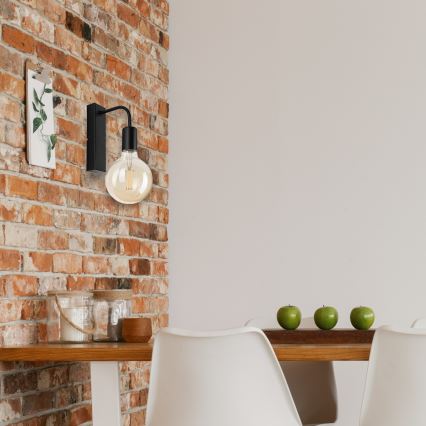 Vägglampa ASTRID 1xE27/60W/230V matt svart