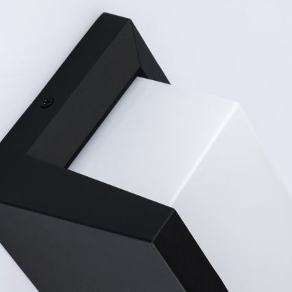 Vägglampa för utomhusbruk NEELY 1xE27/12W/230V IP54 svart