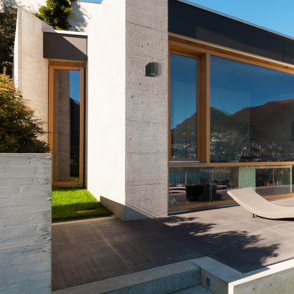 Vägglampa för utomhusbruk OVALIS 1xGU10/35W/230V IP44 svart