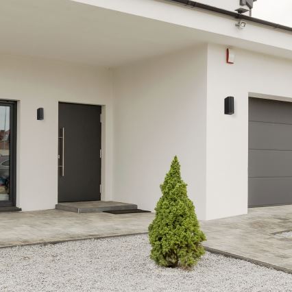 Vägglampa för utomhusbruk OVALIS 2xGU10/35W/230V IP44 svart