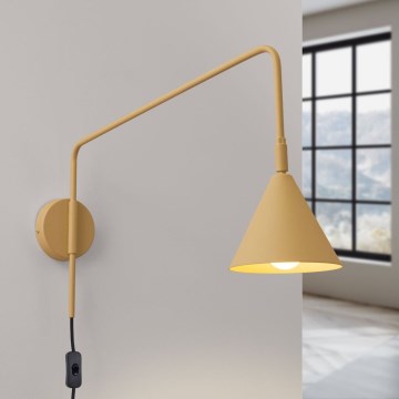 Vägglampa NOX 1xE14/10W/230V guld