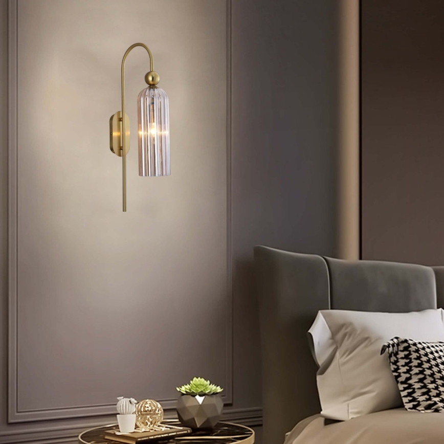 Vägglampa PIEGA 1xE14/40W/230V mässing/rökbeige