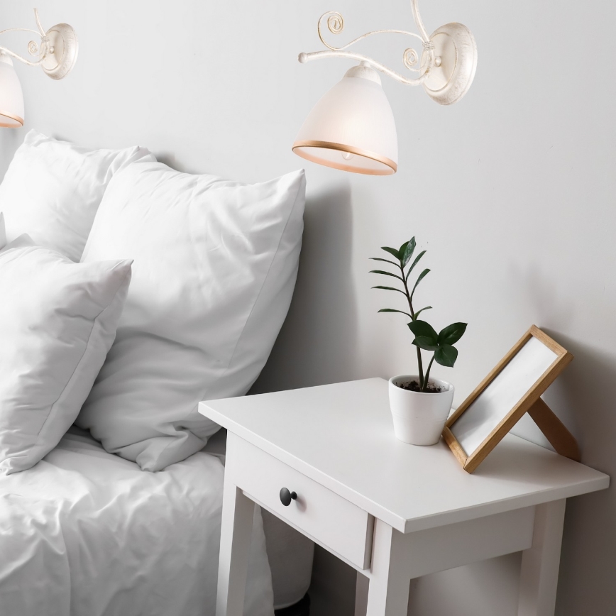 Vägglampa RETRO II 1xE27/60W/230V vit patina