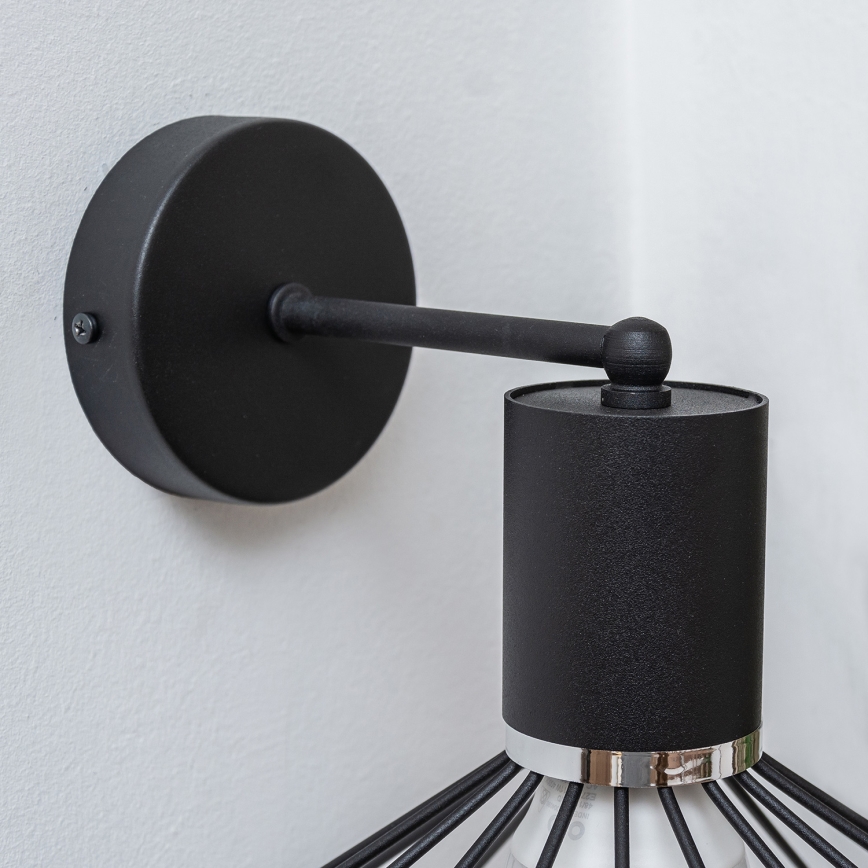 Vägglampa SOLANO 1xE27/15W/230V svart/blank krom