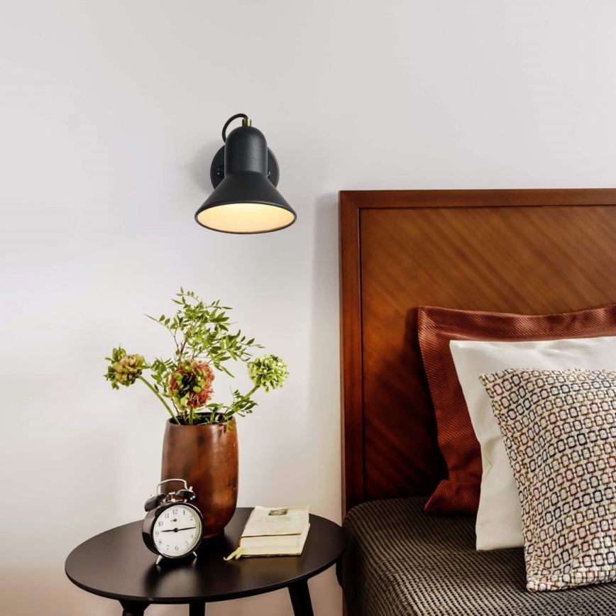 Väggspot ASTAMA 1xE27/40W/230V svart/mässing