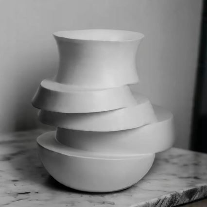 Vas 38x33x36 cm harts/vit