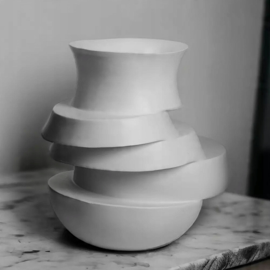 Vas 38x33x36 cm harts/vit