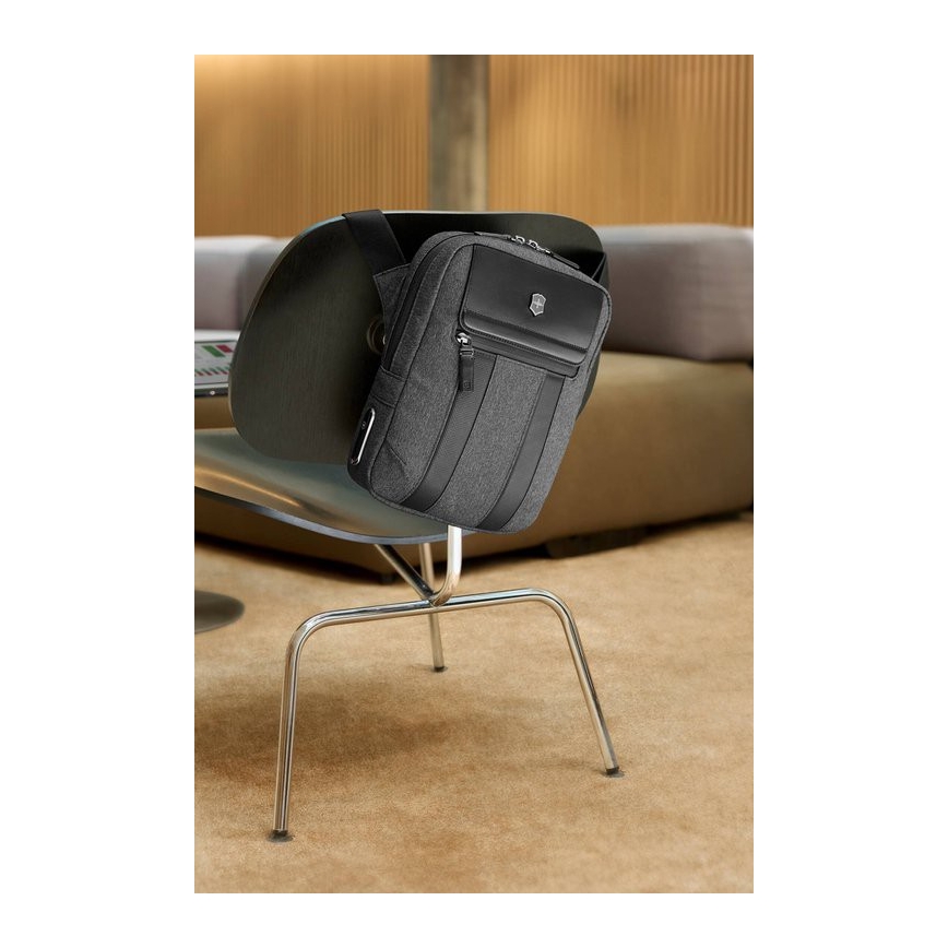 Victorinox - Axelväska Architecture Urban2 6 l grå