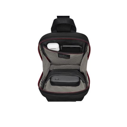 Victorinox - Axelväska Travel Essentials 5 l svart