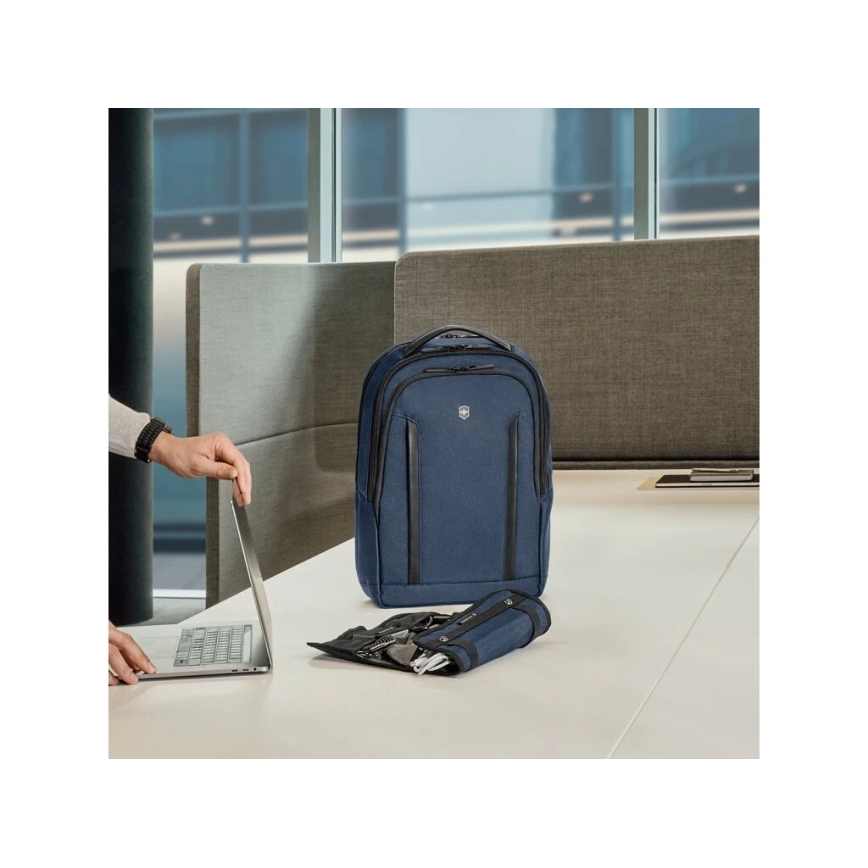 Victorinox - Laptop ryggsäck 15 Altmont Professional Compact 16 l mörkblå