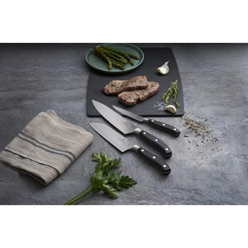 Victorinox - Santoku-kökskniv GRAND MAITRE 17 cm svart