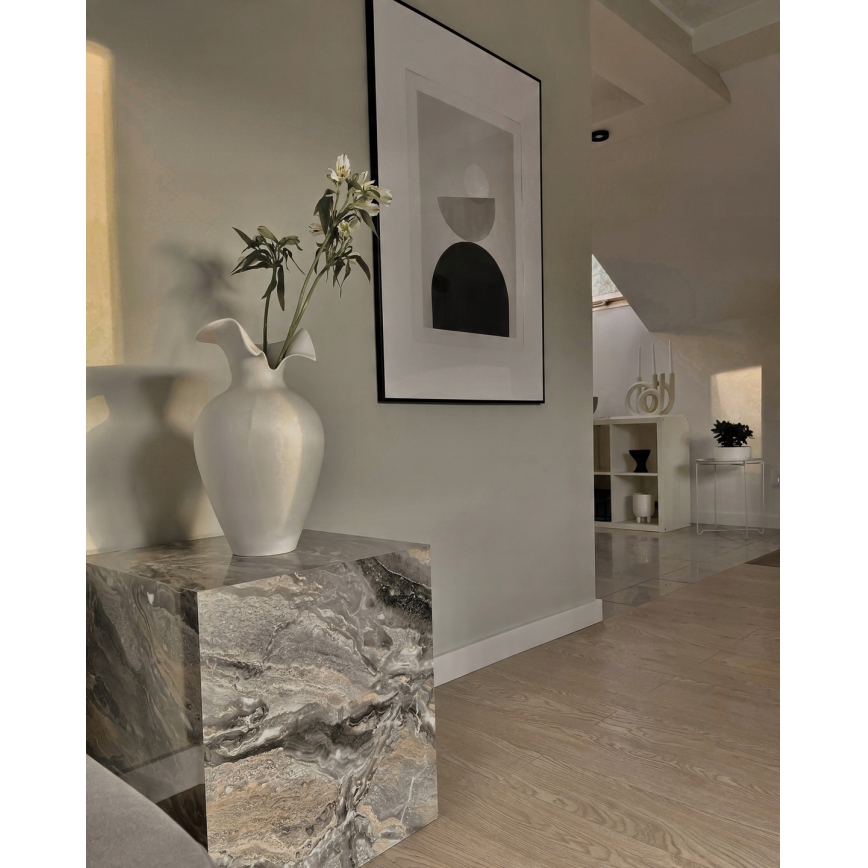 Vit keramisk vas 41,5 x 23 cm