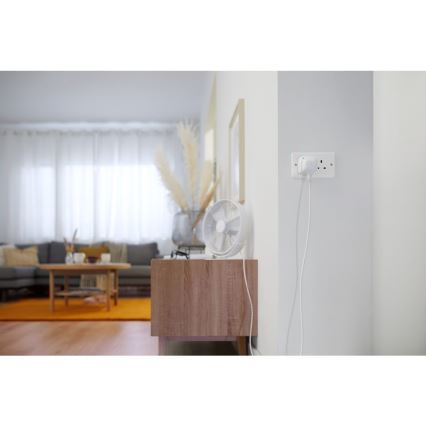 WiZ - Smart kontakt F 2300W + powermeter Wi-Fi SCHUKO
