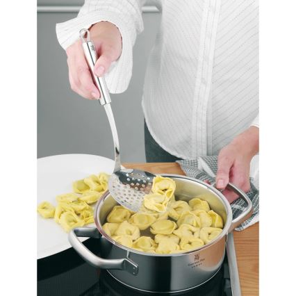 WMF - PROFI PLUS mjölkskummare i rostfritt stål