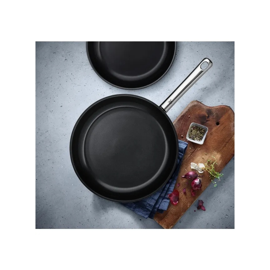 WMF - Set med 2 stekpannor DEVIL Ø 24/28 cm
