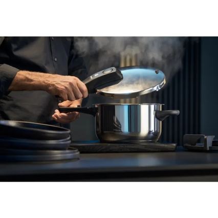 WMF - Tryckkokarset 8,5 l + 4,5 l PERFECT i rostfritt stål